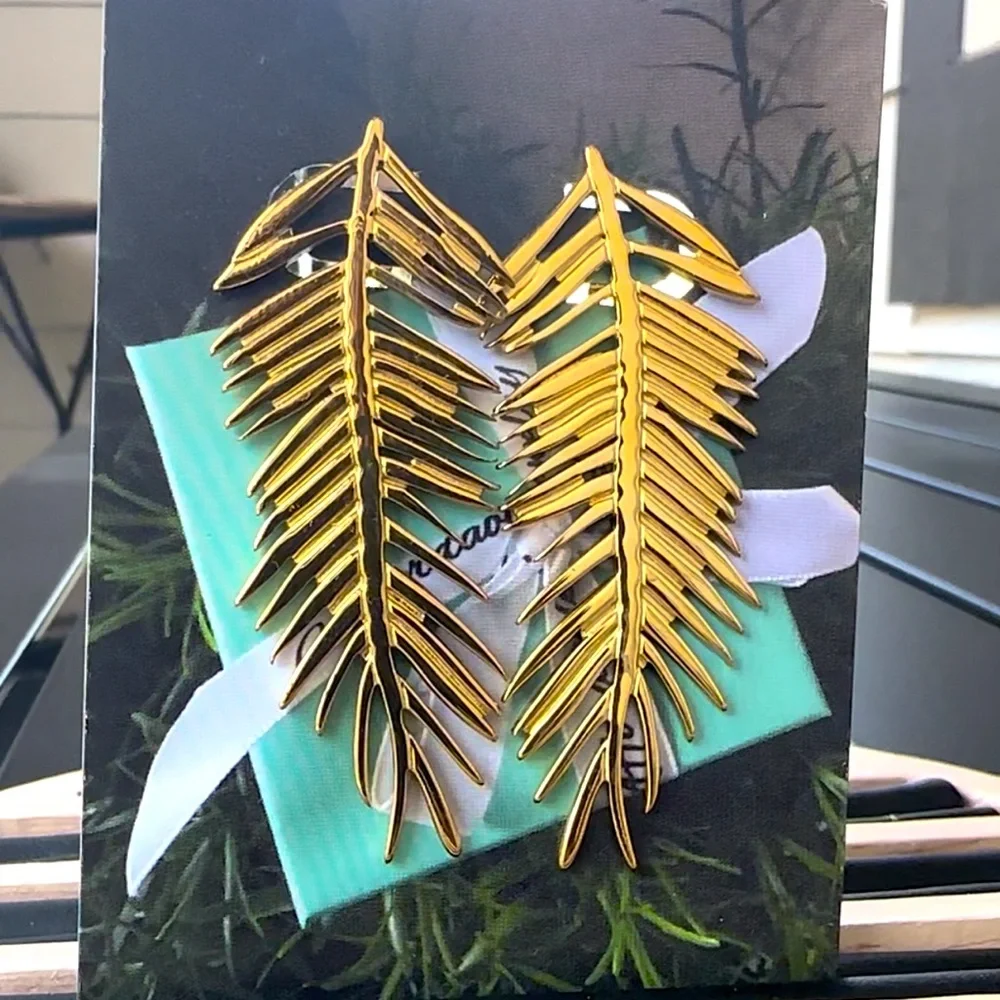 Long Leaves Stud Earrings - Picture 1 of 4